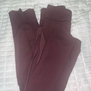Maroon lululemon leggings